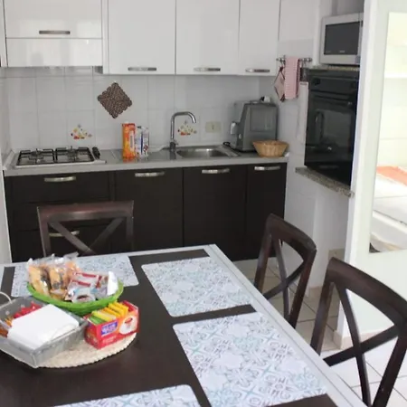 Relais Maria Luisa Locazione Turistica Di Simona Capaccio 3*